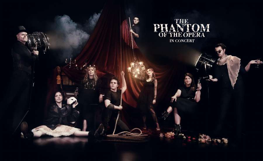 Curtain Bounce - The Phantom of the Opera in Concert